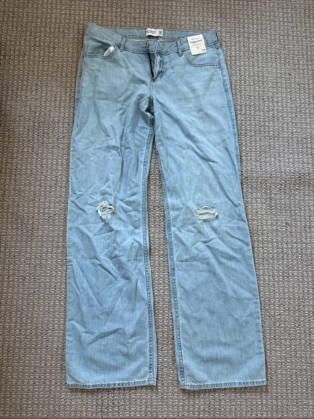 NWT Abercrombie Kids Size 17/18 LONG Blue Distressed Jeans